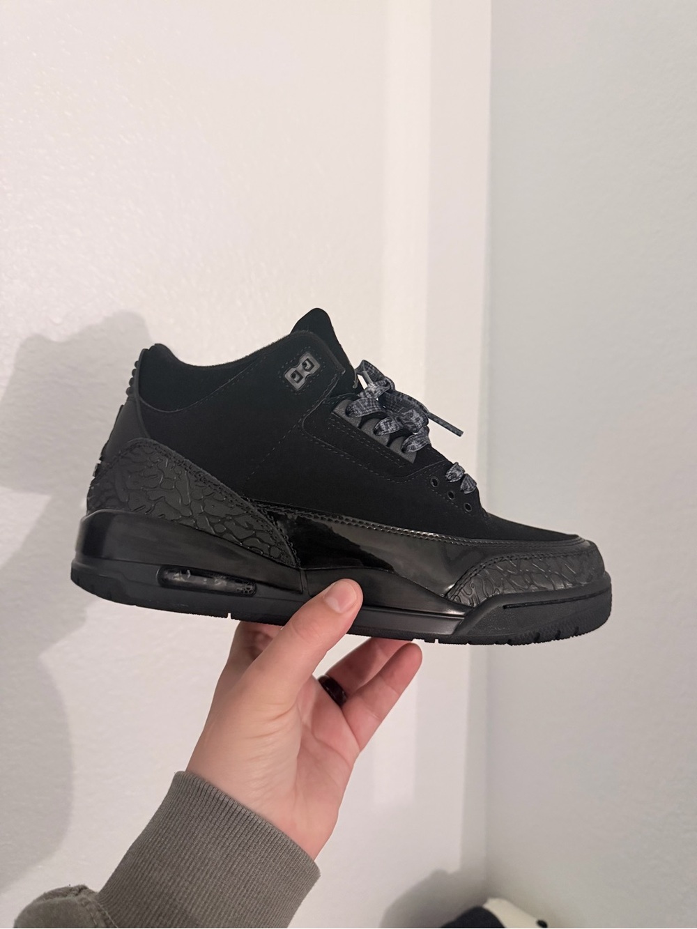 Jordan retro 3 black cat